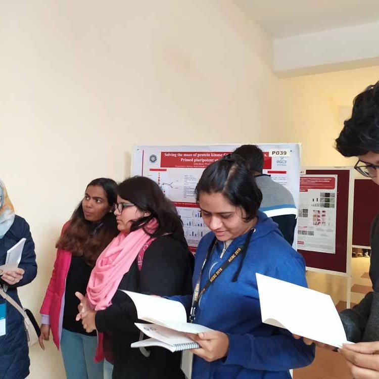 Conference Audience interacting with Zines, IISER Mohali